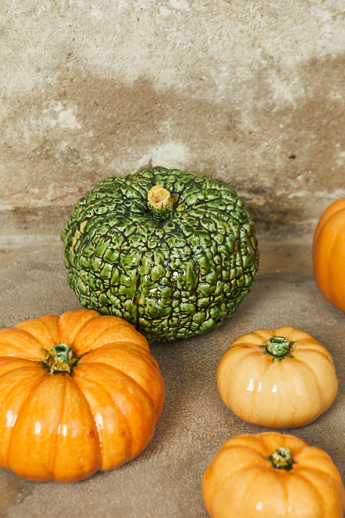 Calabaza curcubita máxima réplica de cerámica esmaltada