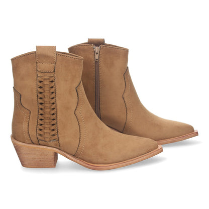 M4015-Camell