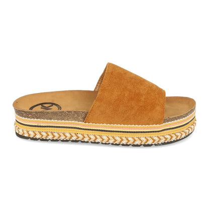 CZ-10095-Camell