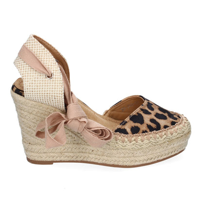 7Q9-Lleopard