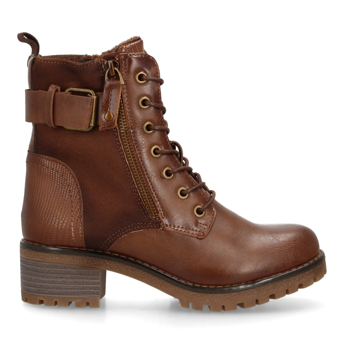 8126-Camell