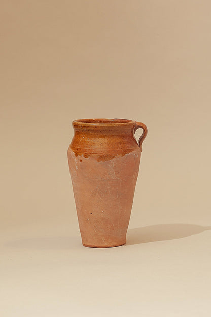Jarrón de barro asa