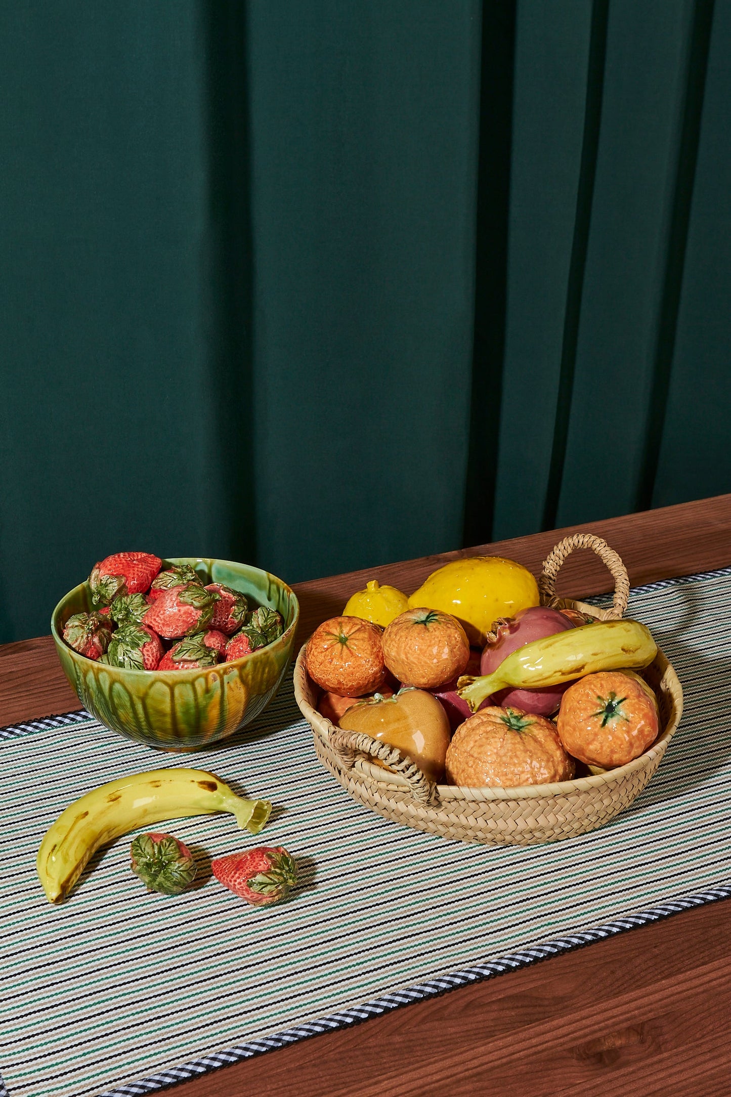 Mandarina réplica de cerámica esmaltada