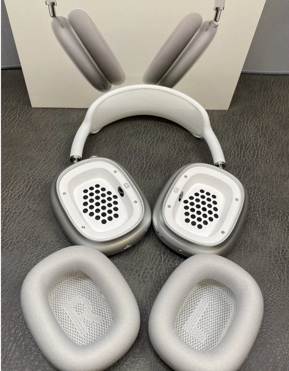 Auricular Bluetooth - Disseny Plegable amb Micròfon, Micro SD i Auxiliar