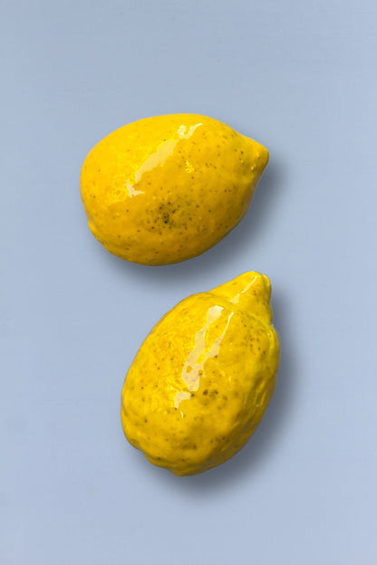 Limón réplica de cerámica esmaltada