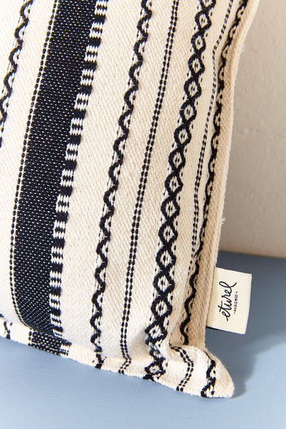 Funda cojín alpujarra blanco y negro 30cmx50cm