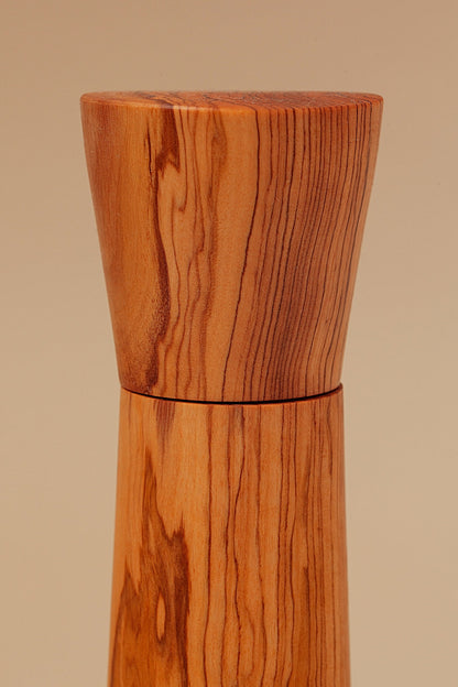 Molinillos de madera de olivo