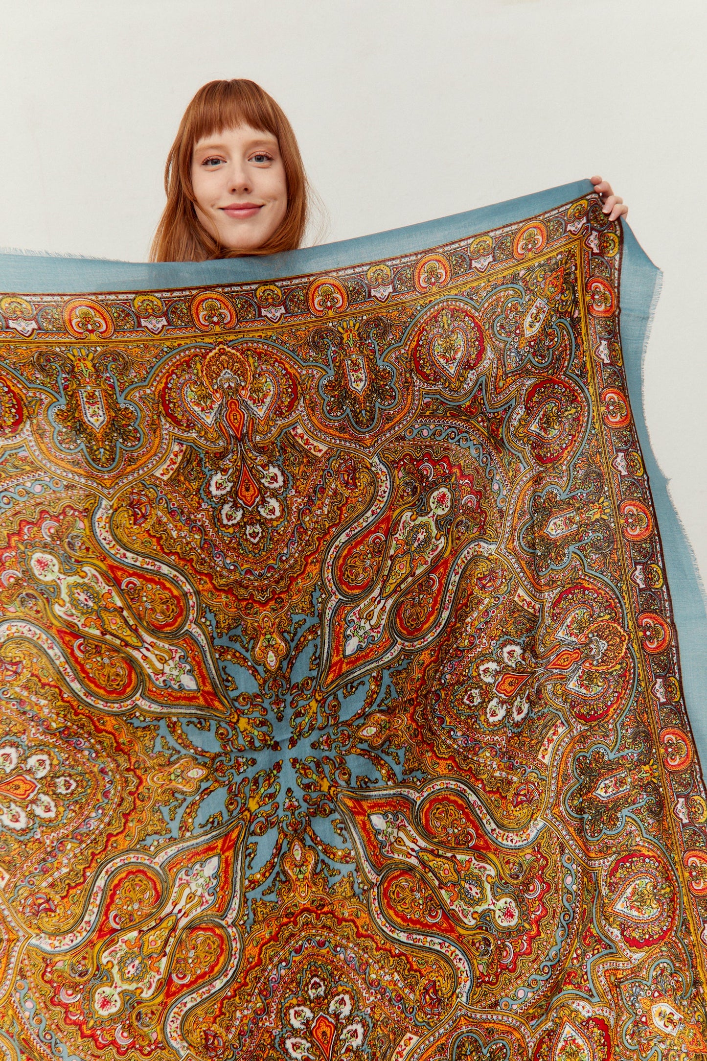 Pañuelo Pisto o Cien Colores lana azul