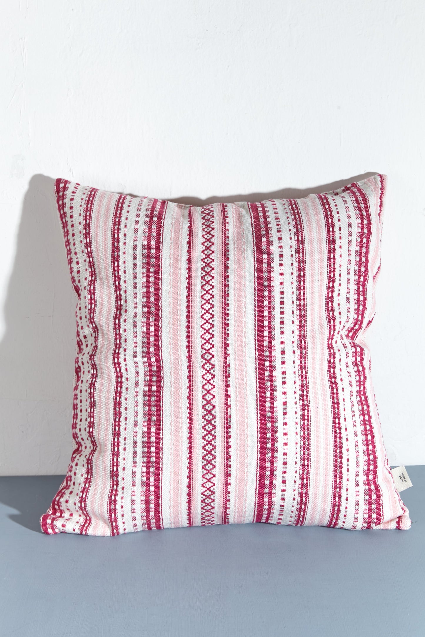 Funda cojín alpujarra tonos rosas 50cmx50cm