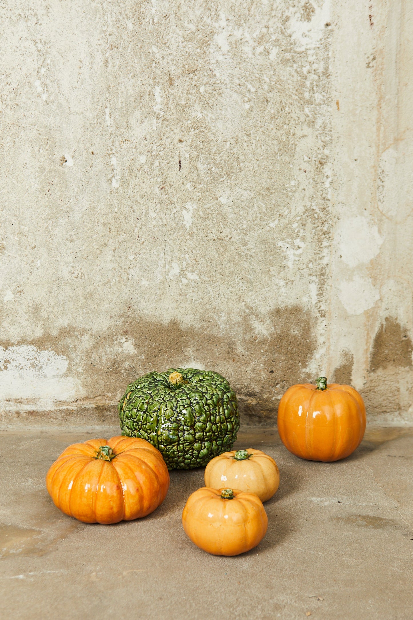 Calabaza curcubita máxima réplica de cerámica esmaltada