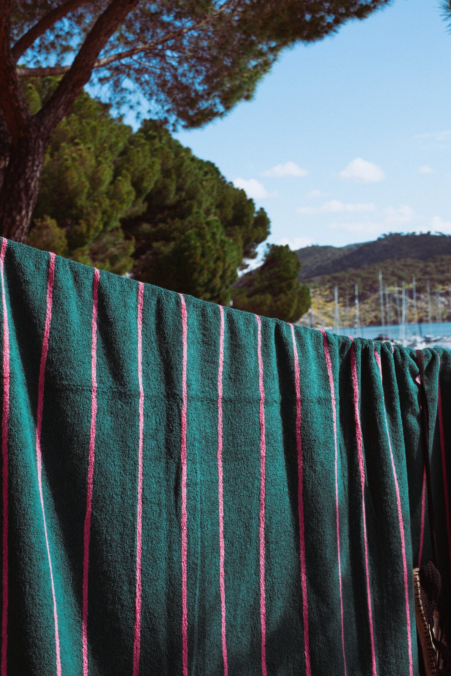 Toalla playa reversible verde y rosa