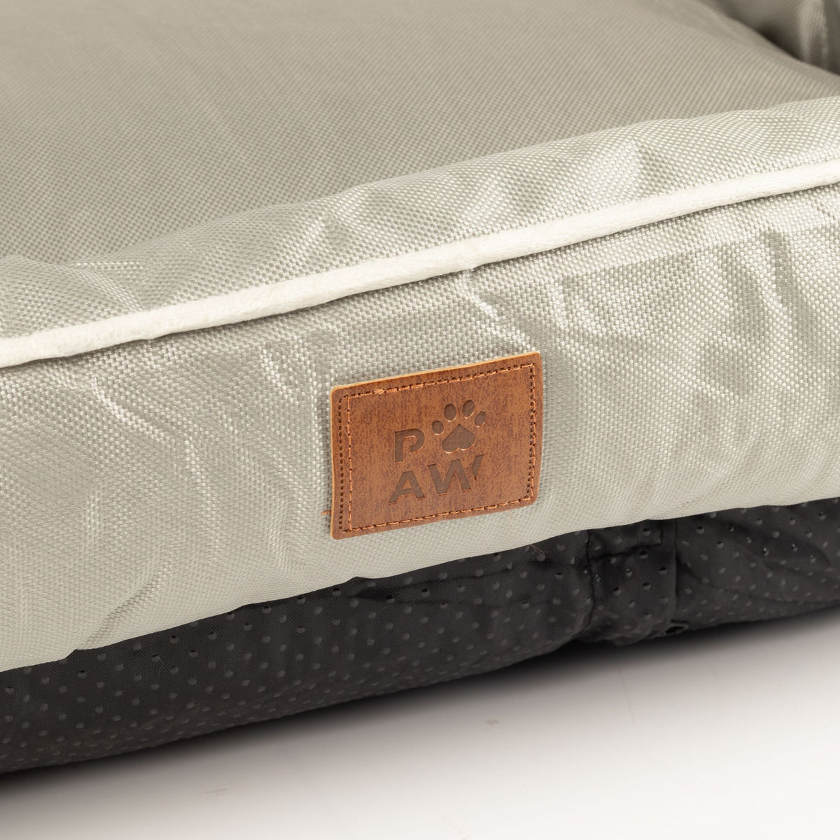 Cama mediana caqui beige para gatos
