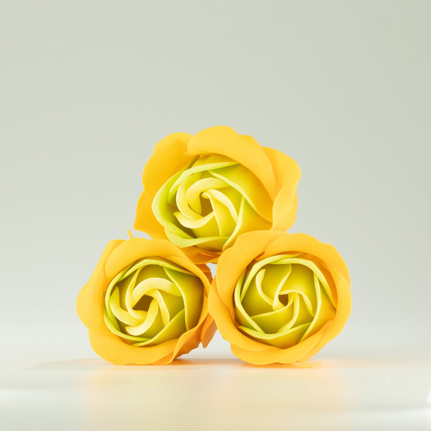 Set de 3 flores de Jabón caja corazón - rosas primavera