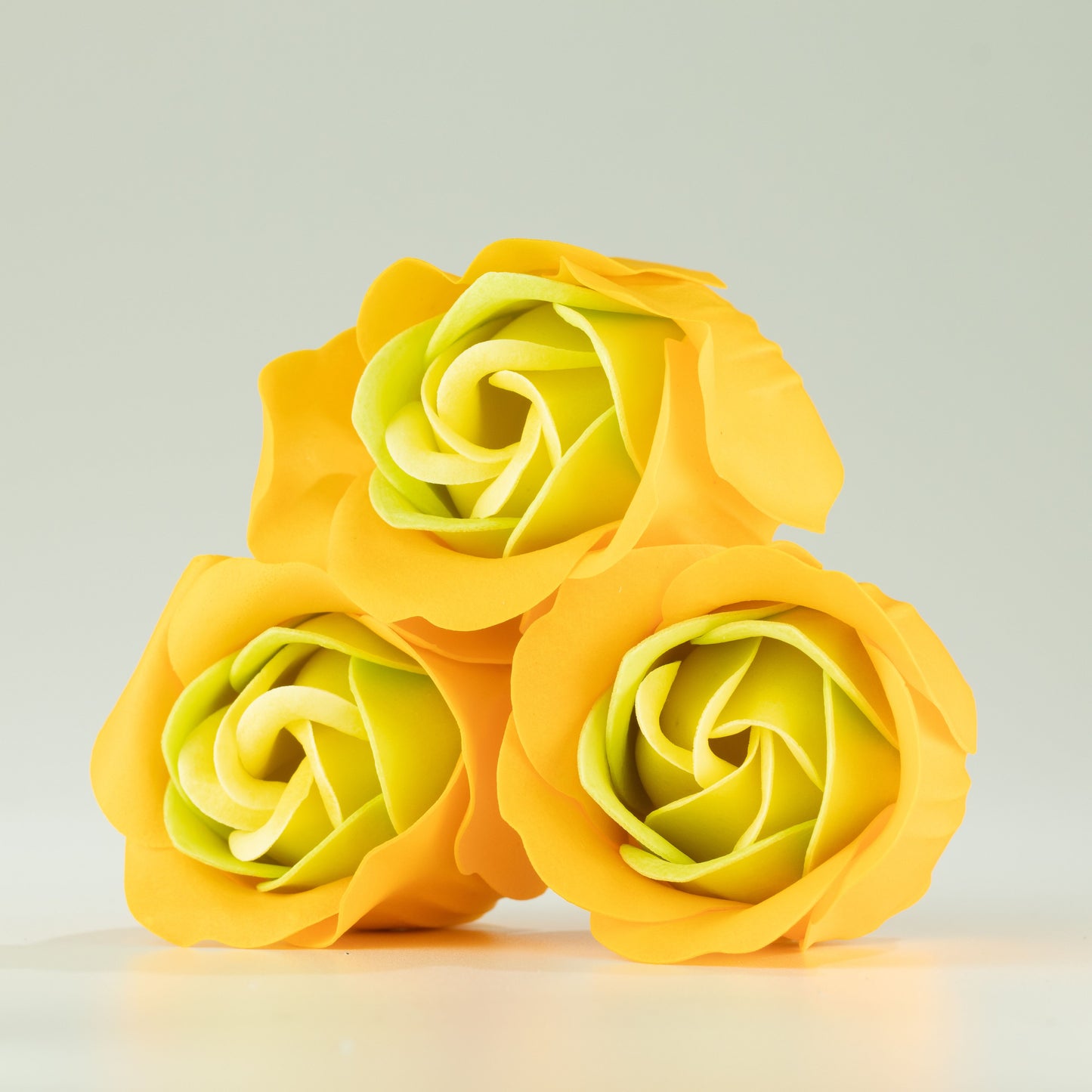 Set de 3 flores de Jabón caja corazón - rosas primavera