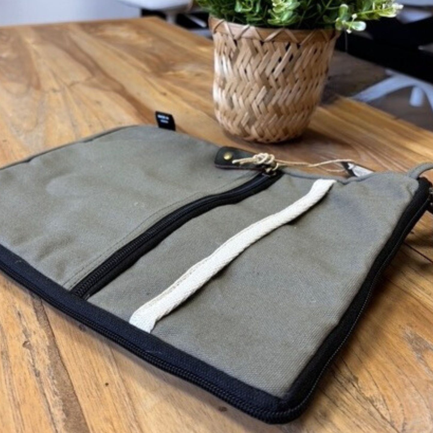 Funda gran de lona per a portàtil - Oliva