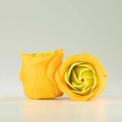 Set de 3 flores de Jabón caja corazón - rosas primavera