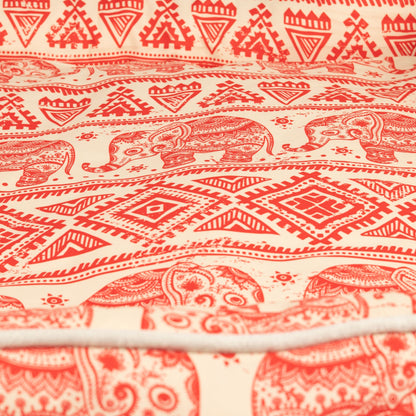Cama roja decoración elefantes para gatos