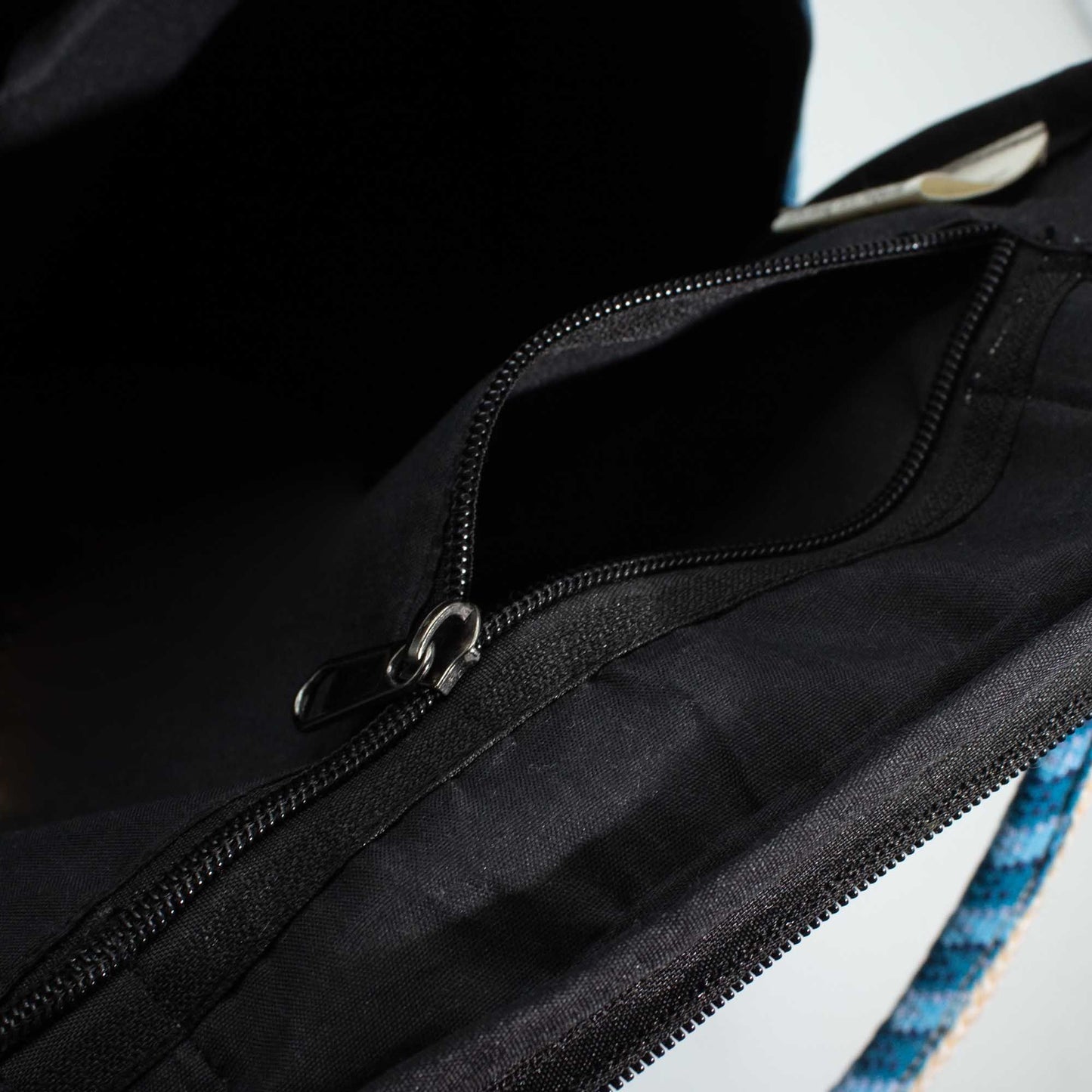 Mochila Kathmandu grande - Diseño Dhaka (39x28x13 cm)