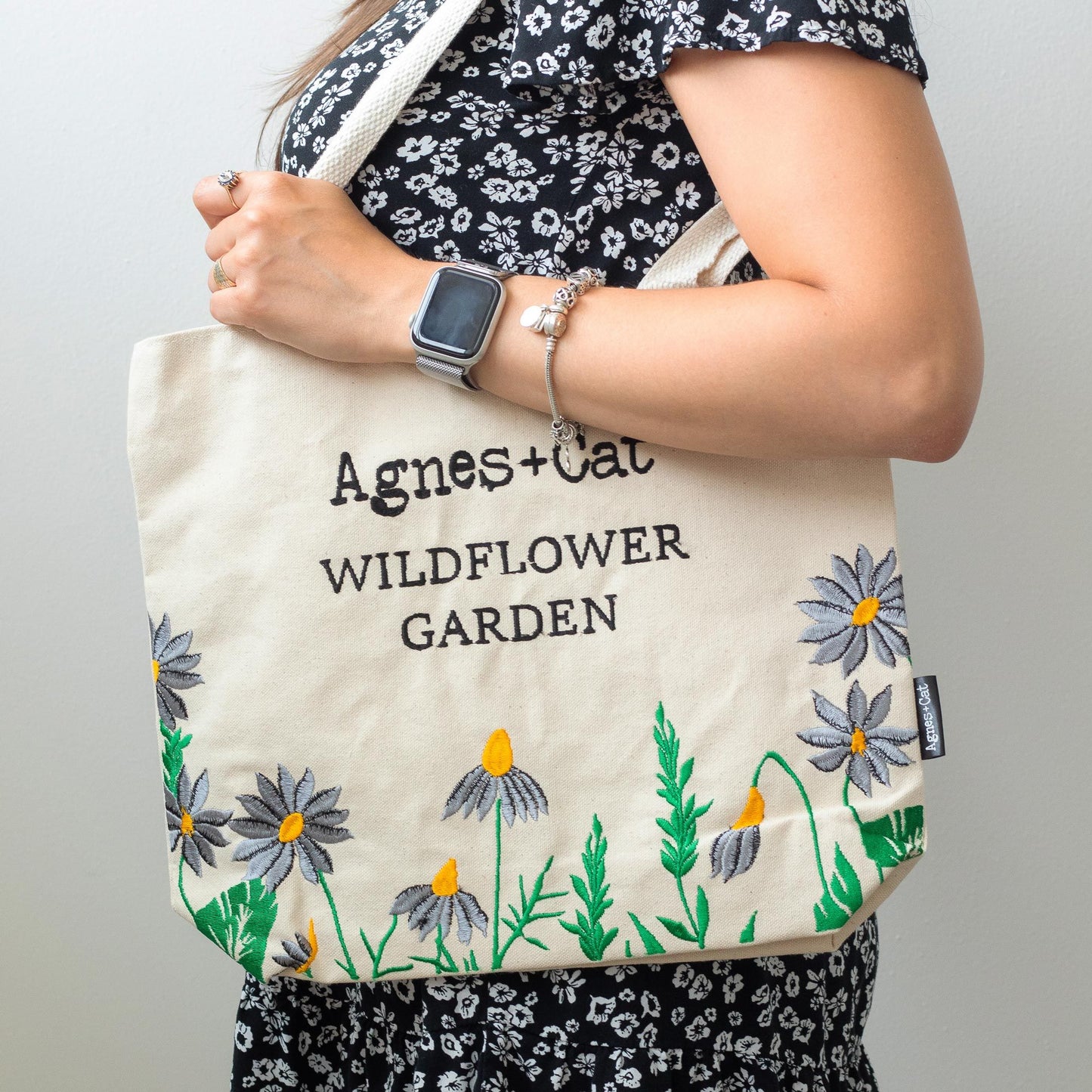 Agnes + Cat Bossa tote de jardí de flors silvestres - Flors liles