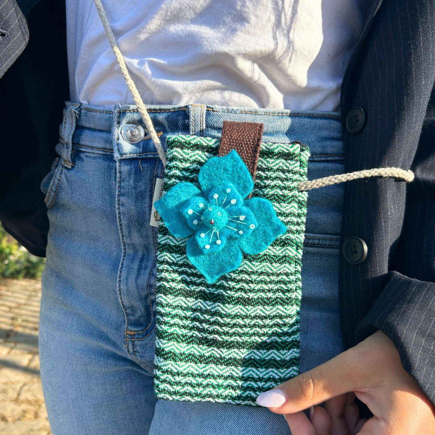 Bossa per a Telèfon amb Ratlles Verdes - Decorada amb flors