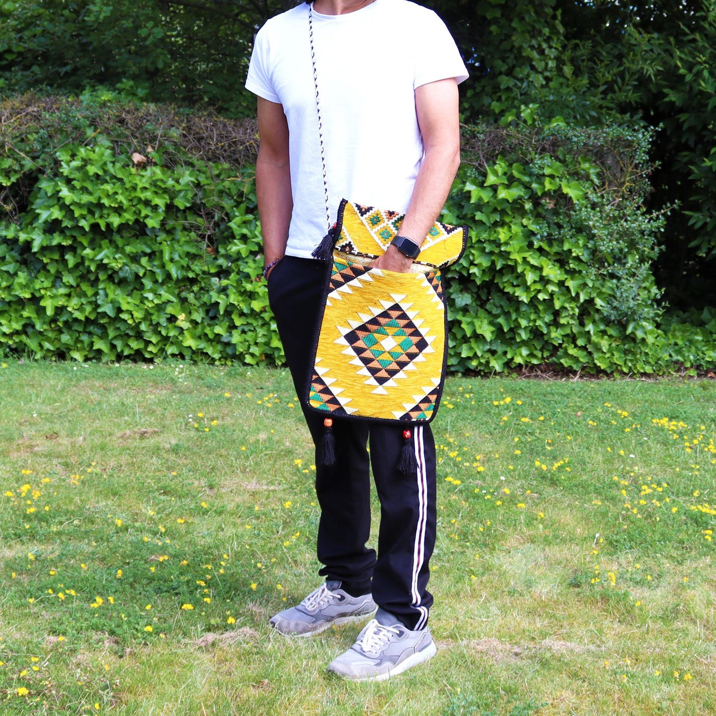 Bossa Kilim Messenger Festival groga