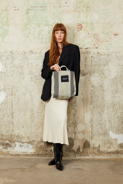 Tote bag cruzada sarga de burgos negro