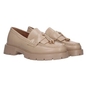 Mocasin plano para mujer color beige