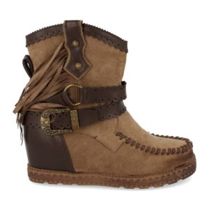 Bota de Estilo Indio con Correas y Hebilla