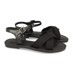 Sandalia con palas cruzadas y hebilla color negro