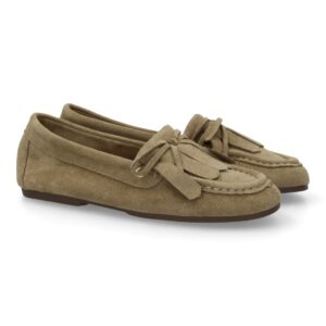 Mocasines elegantes con flecos y lazo color verde