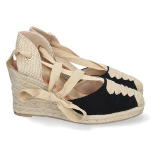 Sandalia de cuña con yute y cordones color negro
