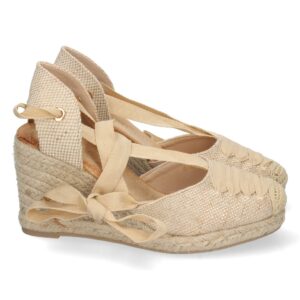 Sandalia de cuña con yute y cordones color apricot