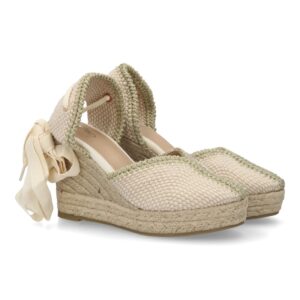 Alpargata mujer de cuña con ribete decorativo color beige